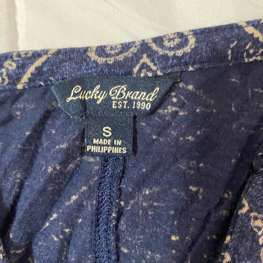 Lucky Brand pattern 3/4 sleeve top size S - Picture 3 of 3